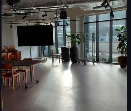 Mason and Fifth conservatory with screen and seating